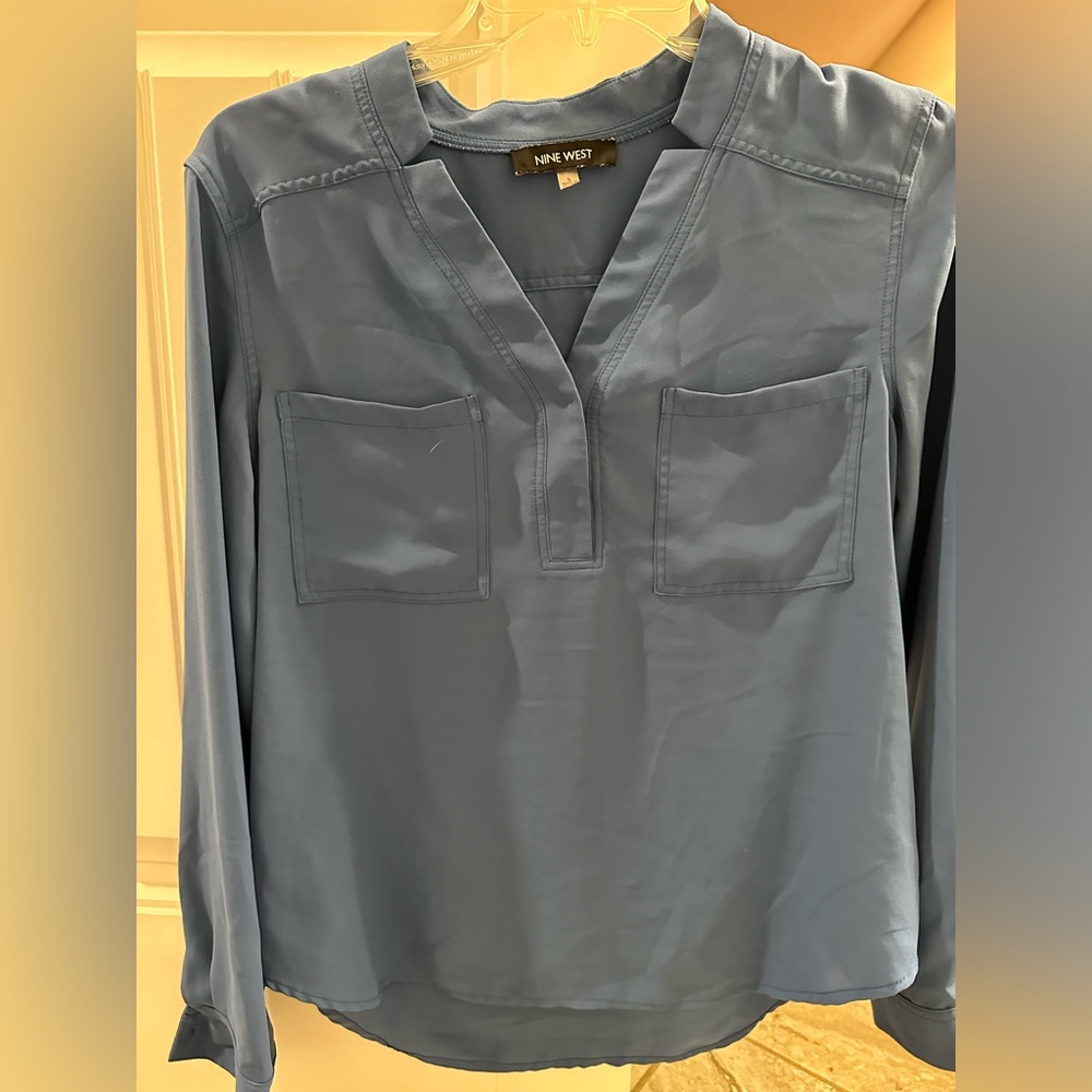 Nine West Women's V Neck Top blue- Small